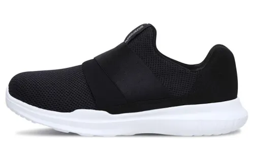 Skechers GO RUN Mojo Slip on Low top Running Shoes Women's Black White