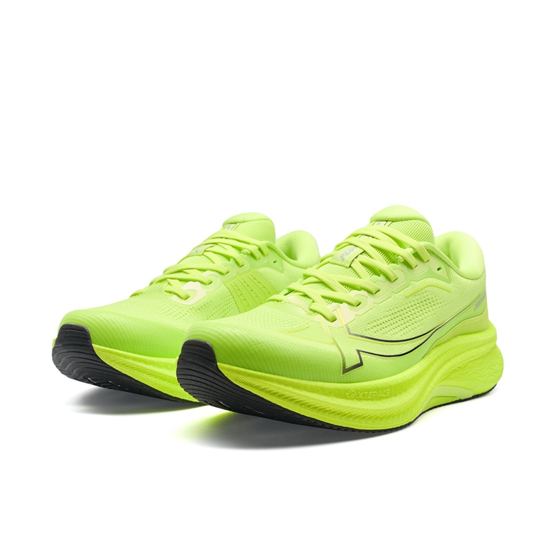 XTEP 2000km PLUS Low top Training Sprint Running Shoes Men’s Electric Pink Green