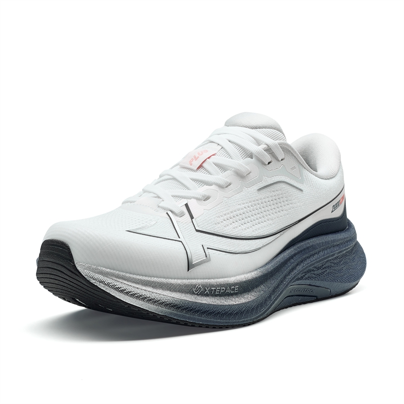 XTEP 2000km PLUS Abrasion Resistant Breathable Coverage Abrasion Resistant Breathable Coverage Low top