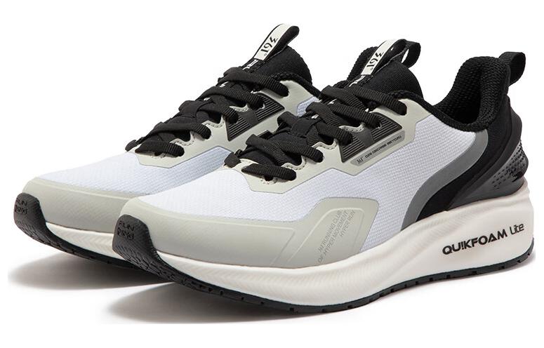 361° QU!KFOAM Windscreen Low top Running Shoes Women’s White Black