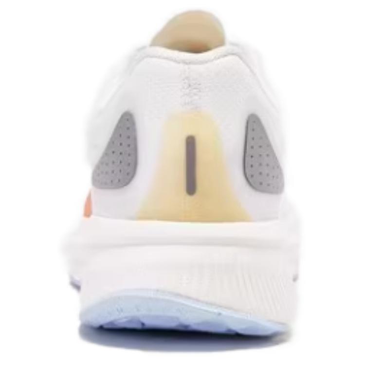 PEAK Yunxun 1.0 Slip Resistant Abrasion Resistant Low top Running Shoes Men’s Beige