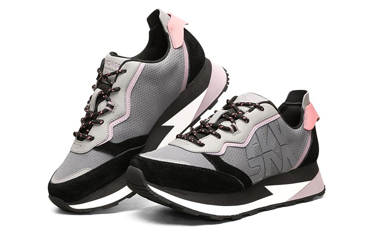 Skechers Low Top Grey/Black Women’s