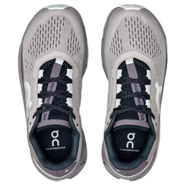 On Women’s CloudmOnster ‘Pearl Arctic’