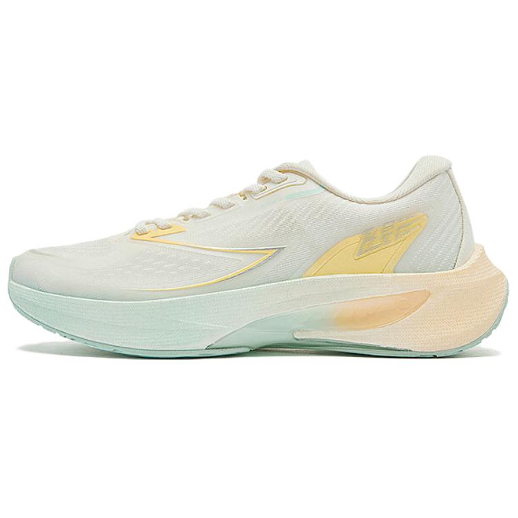QIAODAN Flying Shadow 4.0 Racing Slip Resistant Low top Running Shoes Women’s Green Orange