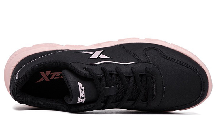 XTEP Leather Waterproof Low top Running Shoes Women’s Black Red