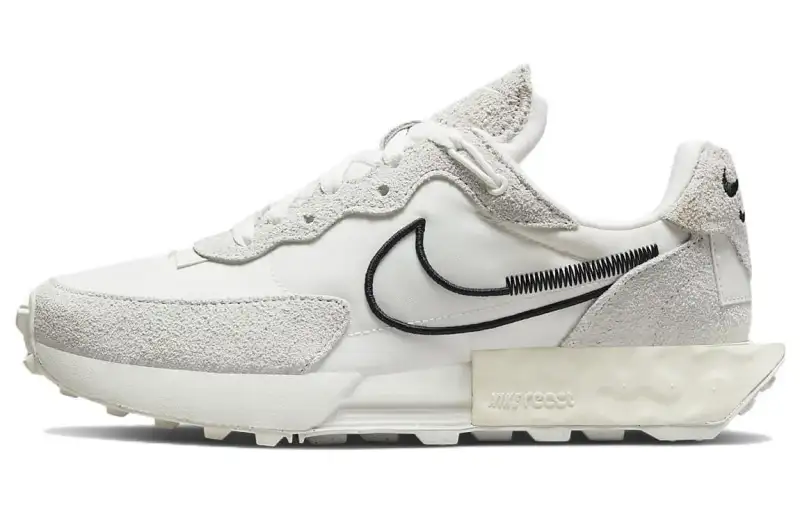 Nike Fontanka Waffle Summit White Black Sail Women's