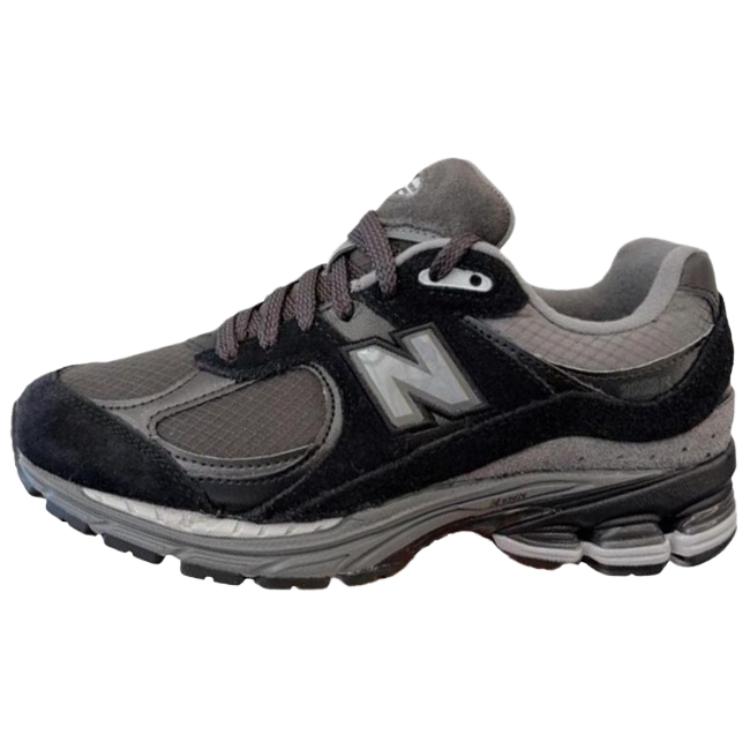 2002R New Balance ‘Black Ripstop’