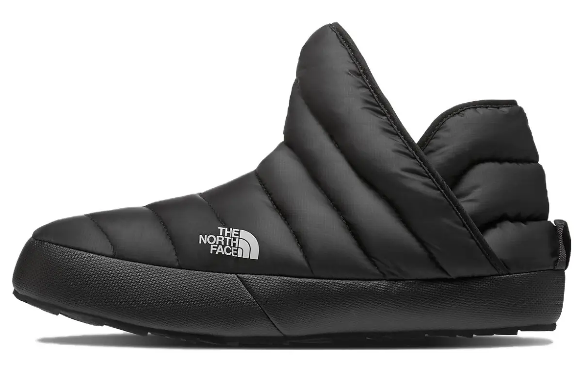 The North Face Thermoball Traction boots