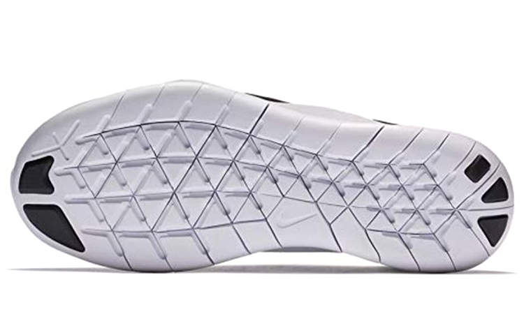 Женские кроссовки Nike Free RN Commuter (черно-белые) — фото 5