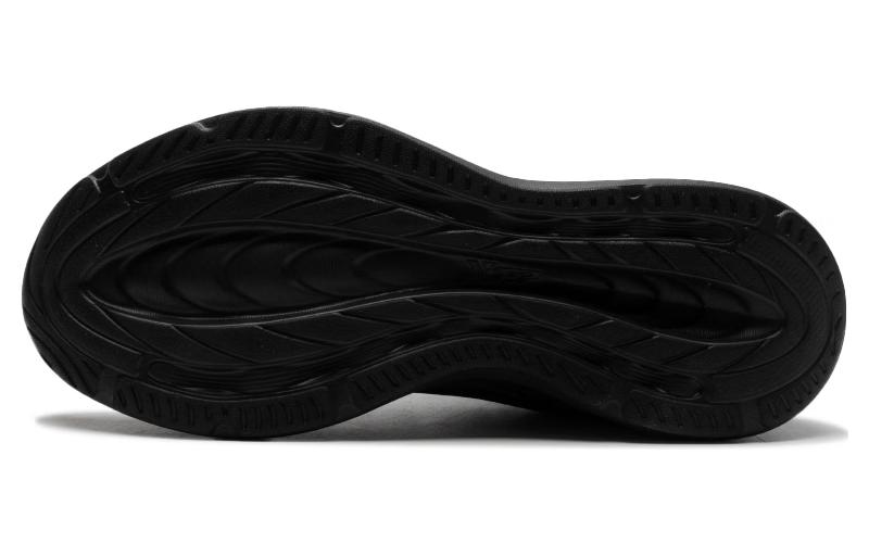 XTEP Cushioning Slip Resistant Low top Running Shoes Men’s Black