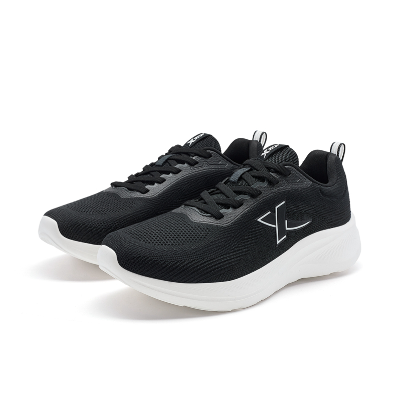 XTEP Abrasion Resistant Breathable Low top Running Shoes Women’s Black