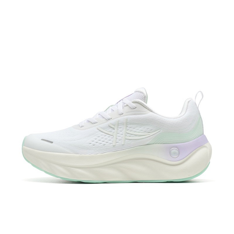 XTEP Cloud Wing 3 Cushioning Slip Resistant Coverage Cushioning Slip Resistant Coverage Low top