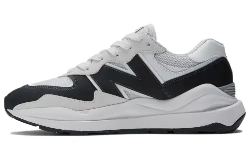 57/40 New Balance 'White Black'
