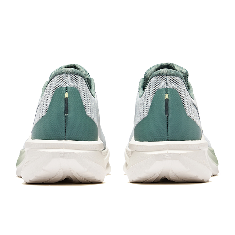 Erke Cushioning Rebound Low top City Commuting Running Shoes Men’s Light Gray Green Sage Leaf