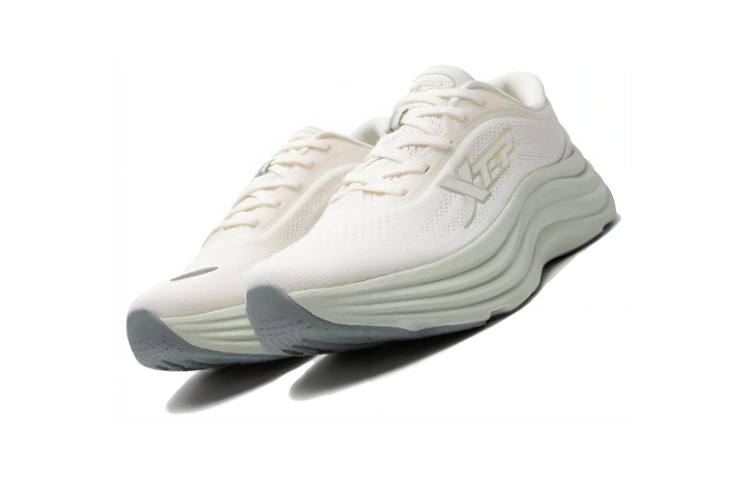 XTEP Lightweight Low top Casual Running Shoes Women’s White Green