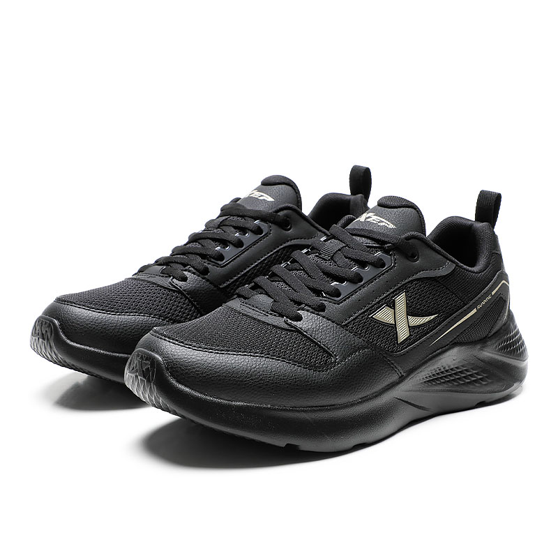 XTEP Breathable Lightweight Breathable And Lightweight Low top Casual Running Shoes Men’s Black
