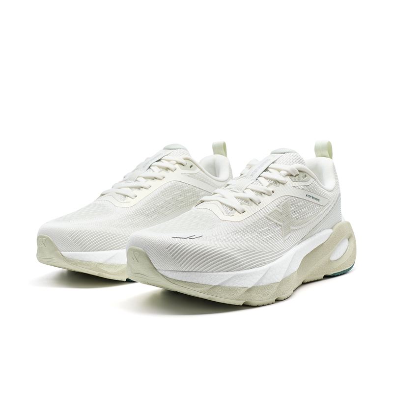 XTEP Lingbu 2 Cushioning Slip Resistant Low top Running Shoes Women’s White Green