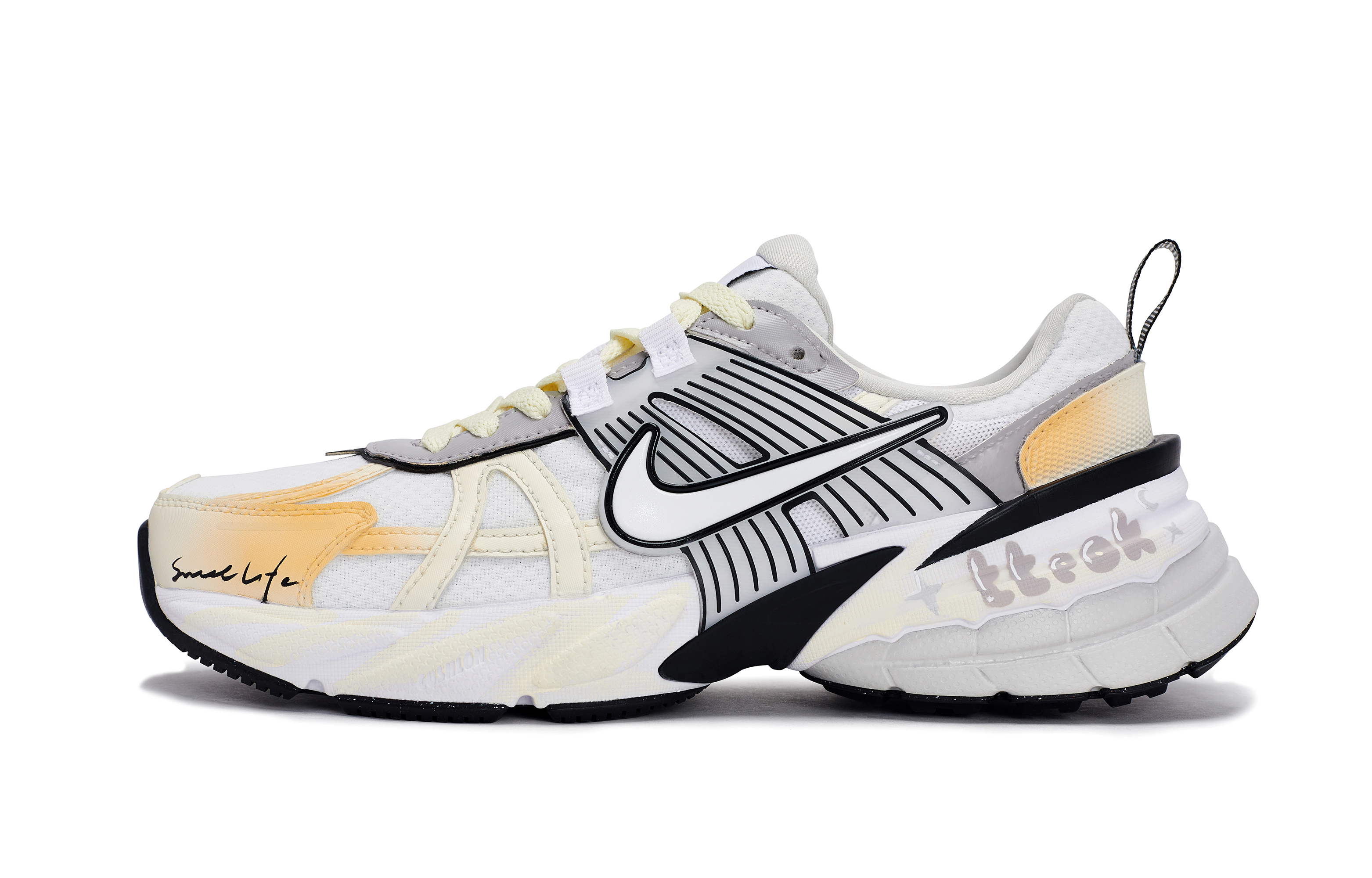 Nike V2K Run Low top Running Shoes Women’s White