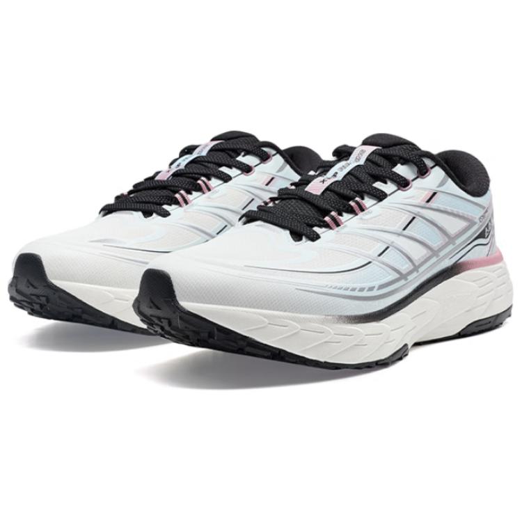 XTEP Cushioning Rebound Low top Running Shoes Women’s White Pink Blue