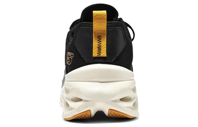 Skechers Glide Step ‘Black’