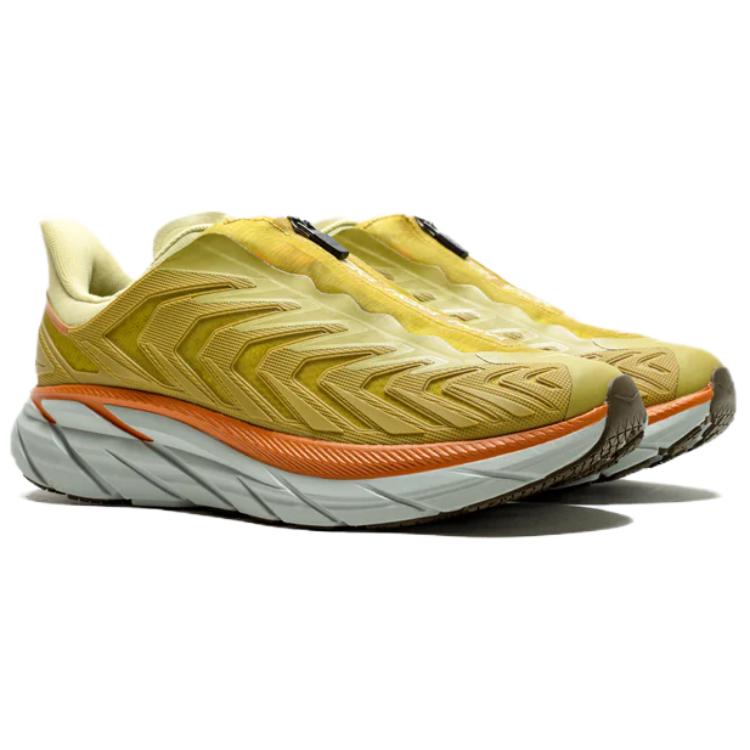 HOKA ONE ONE Clifton ‘Golden Lichen’