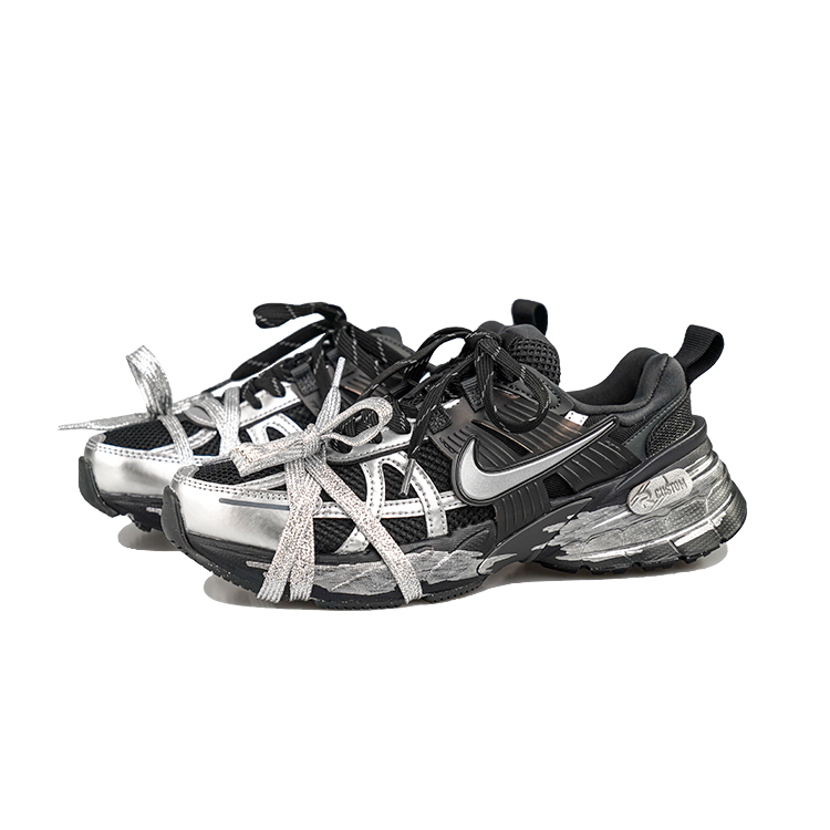 Nike V2K Run Abrasion Resistant Low top Running Shoes Women’s Black Silver