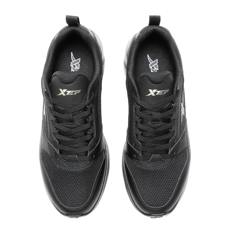 XTEP Breathable Lightweight Breathable And Lightweight Low top Casual Running Shoes Men’s Black