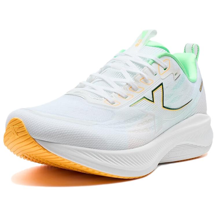XTEP Abrasion Resistant Slip Resistant Low top Training Running Shoes Men’s White Green
