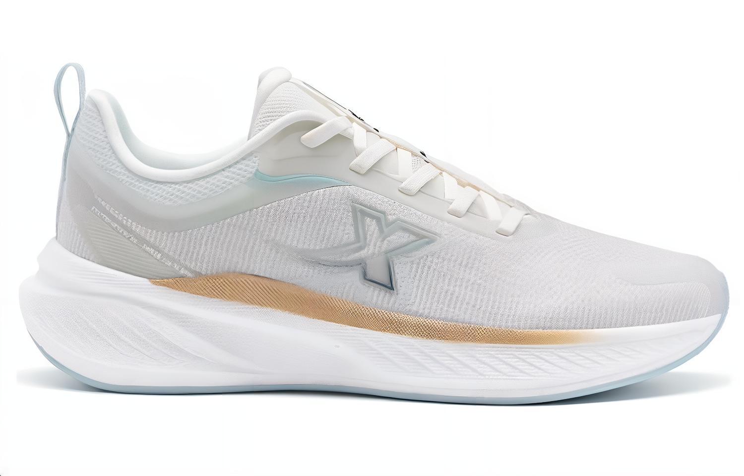 XTEP Tantang Lite Cushioning, Wear Resistant Low top Running Shoes Women’s White Green
