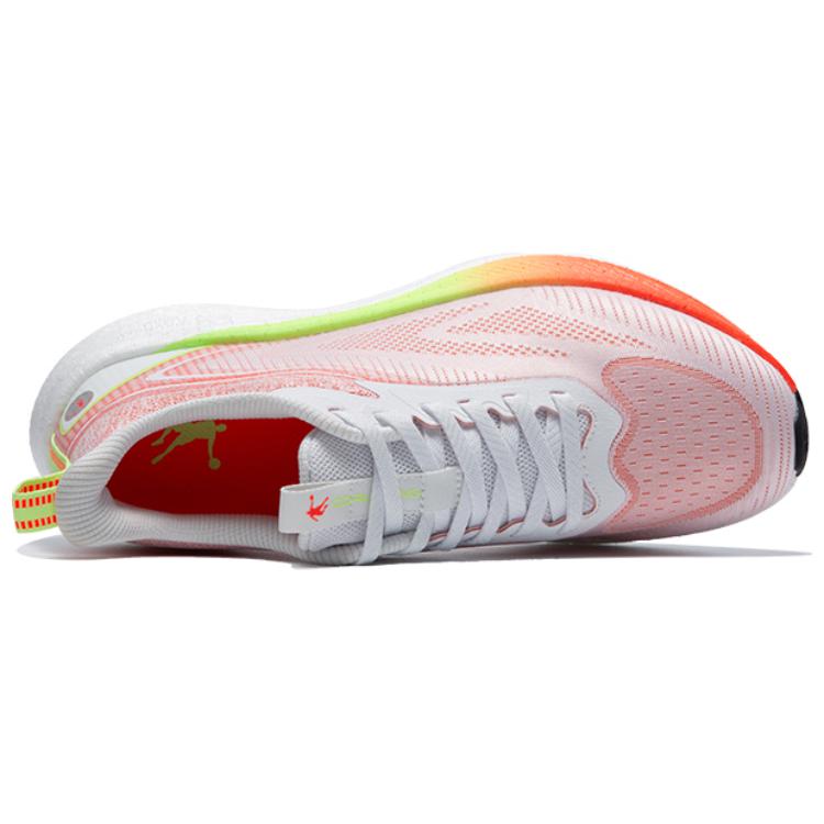QIAODAN Light Speed 4.0 PLUS Running Shoes Men’s Low Top Jordan White/Vibrant Orange