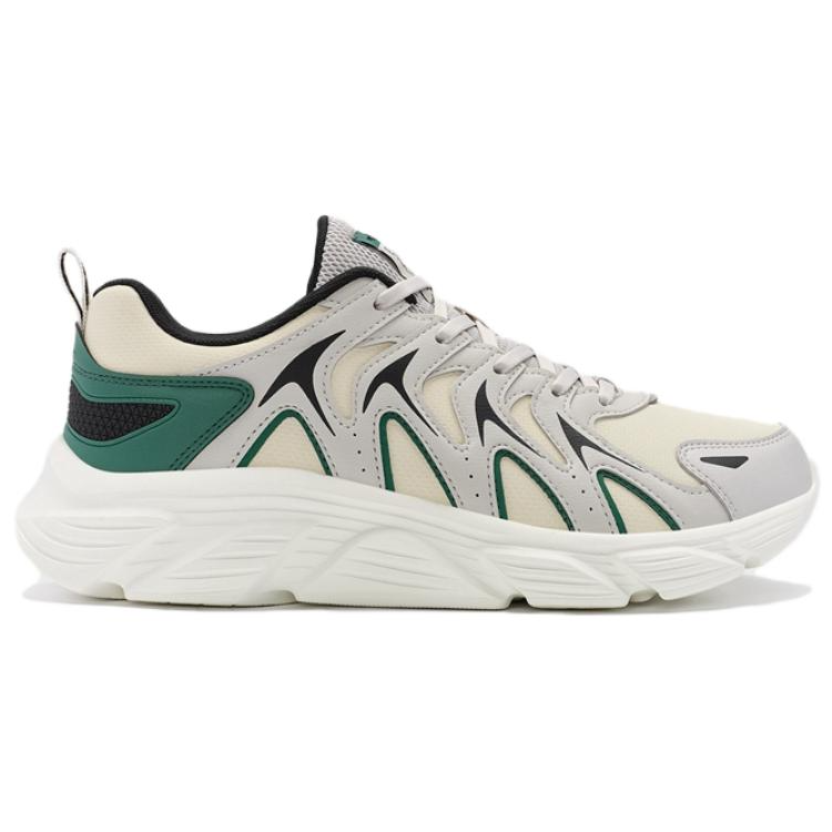 XTEP Comfortable Abrasion Resistant Low top Casual Running Shoes Men’s White Green
