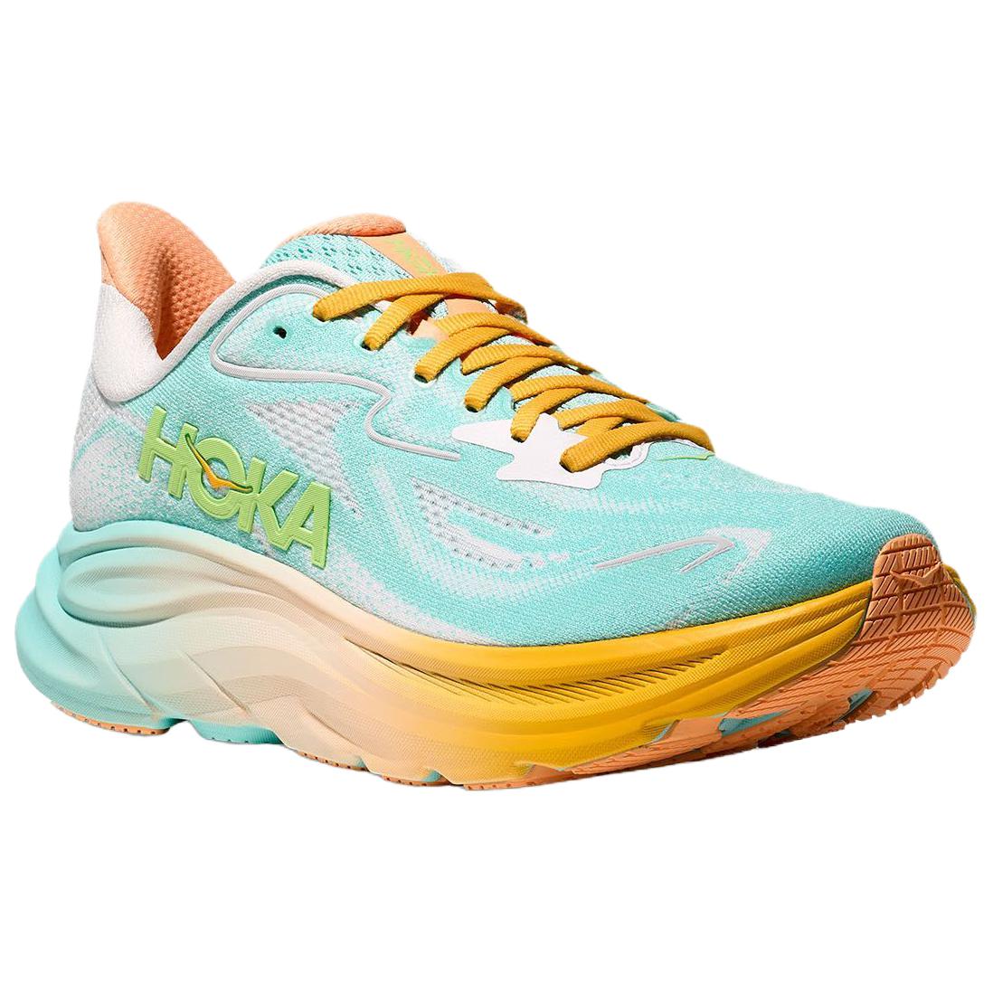 HOKA ONE ONE Clifton 10 Run Club Pack