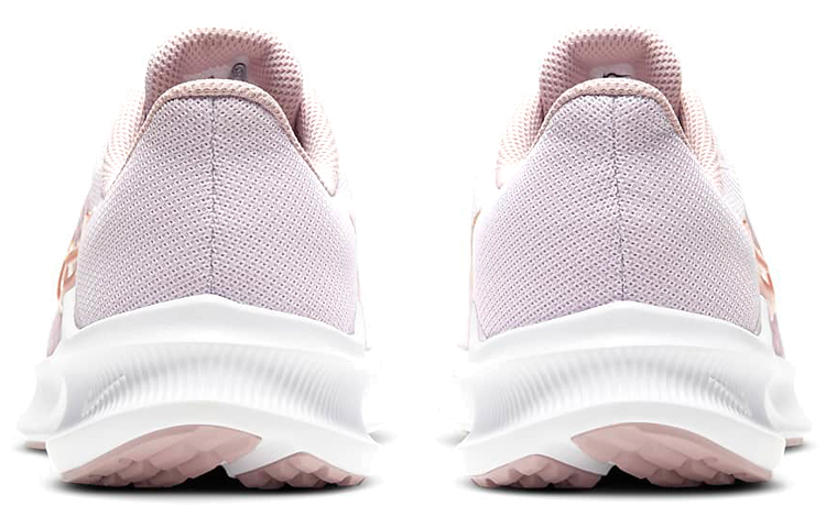 Женские кроссовки Nike Downshifter 11 (розово-золотые) — фото 5