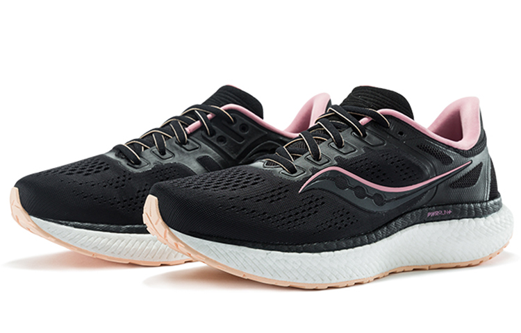 saucony Women’s Hurricane 23 Wide ‘Black Rosewater’
