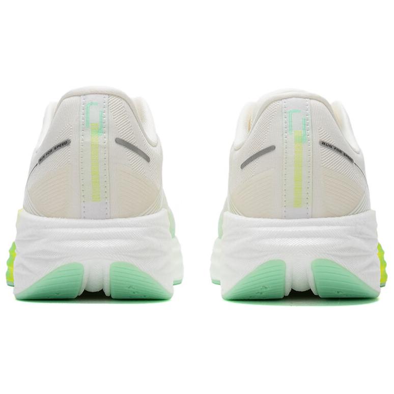 XTEP Cushioning Rebound Low top Running Shoes Men’s White Green