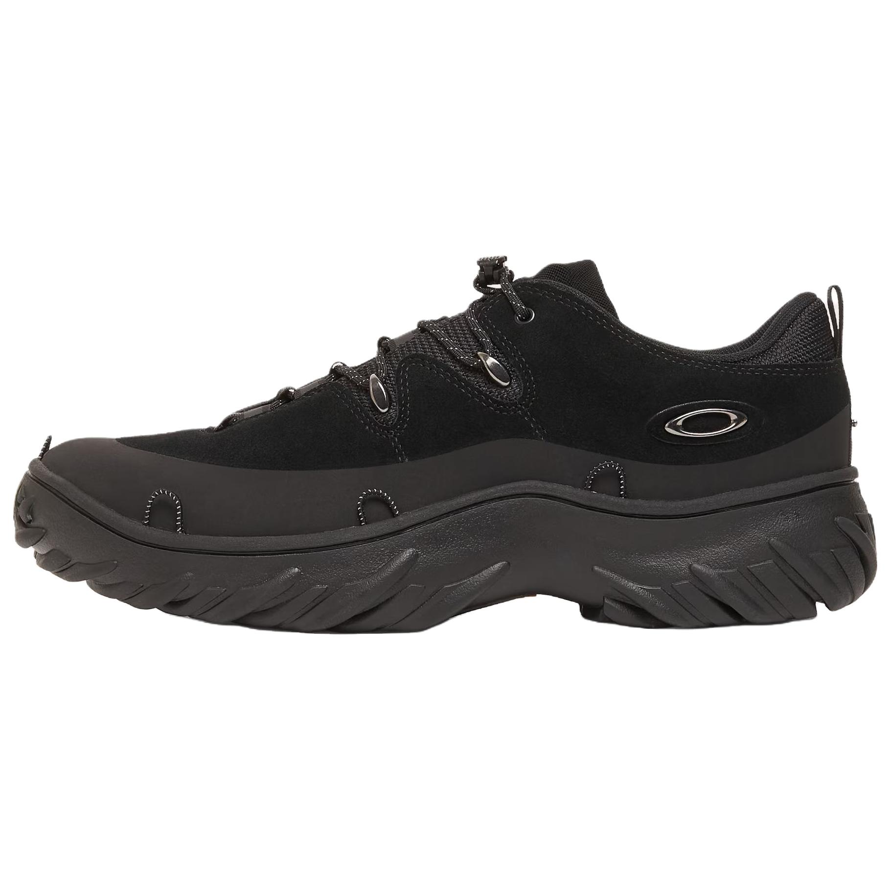 Oakley Cushioning, Wear Resistant Low top Outdoor Shoes Men’s
