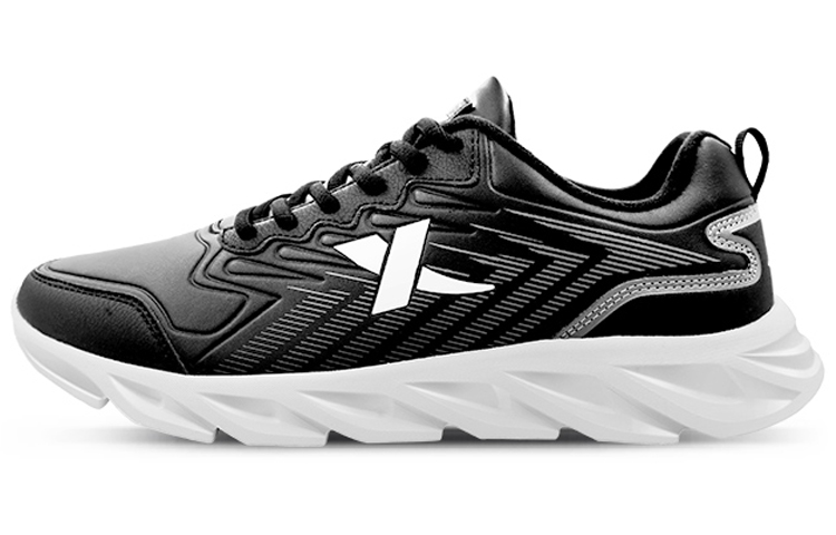 XTEP Abrasion Resistant Slip Resistant Low top Running Shoes Men’s Black White
