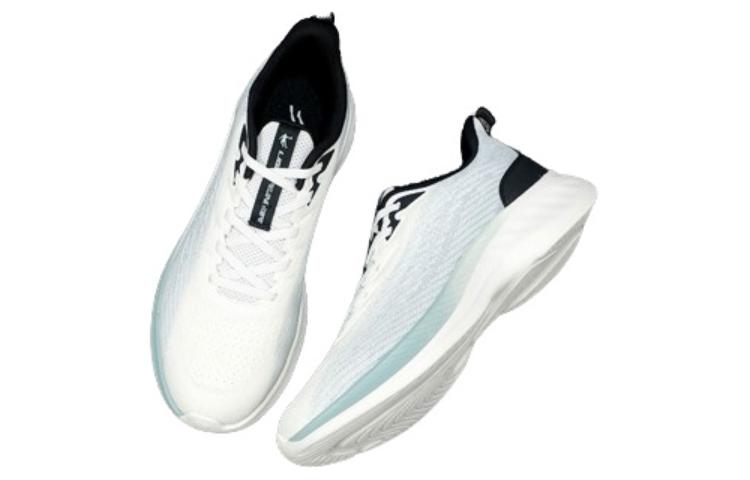 QIAODAN Cushioning Slip Resistant Low top Running Shoes Men’s White Green