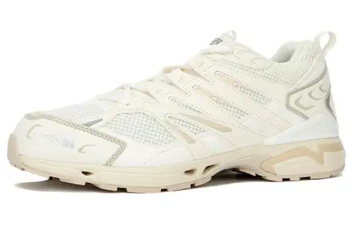 THE NORTH FACE Low top Running Shoes Unisex Ecru