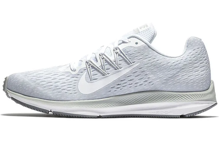 Nike Fabric Cushioning Slip Resistant Cushioning Slip Resistant Low top Running Shoes Women's Gray White