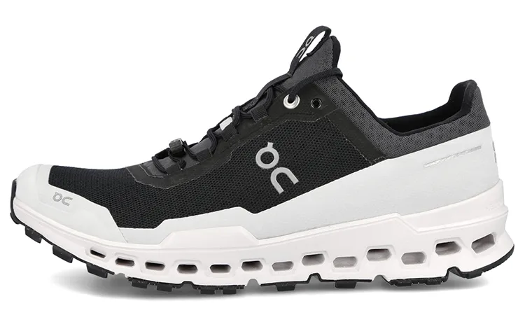 On Running Cloudultra Black White