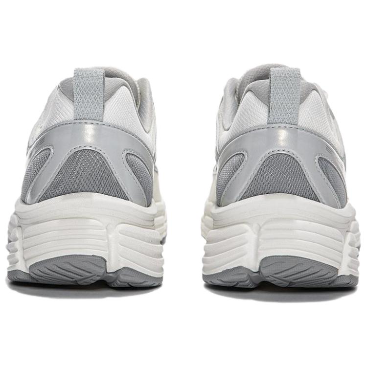 Erke Slip Resistant Cushioning Low top Casual Running Shoes Men’s Silver White