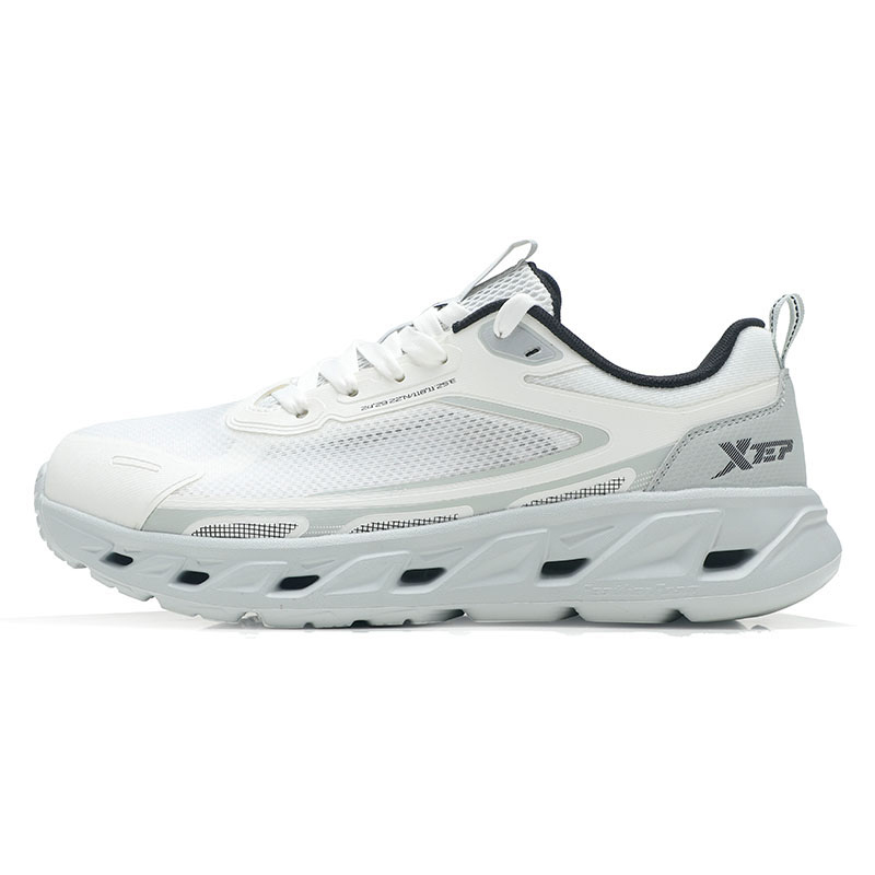 XTEP Cushioning Breathable Slip Resistant Low top Outdoor Shoes Men’s Sail White Gray
