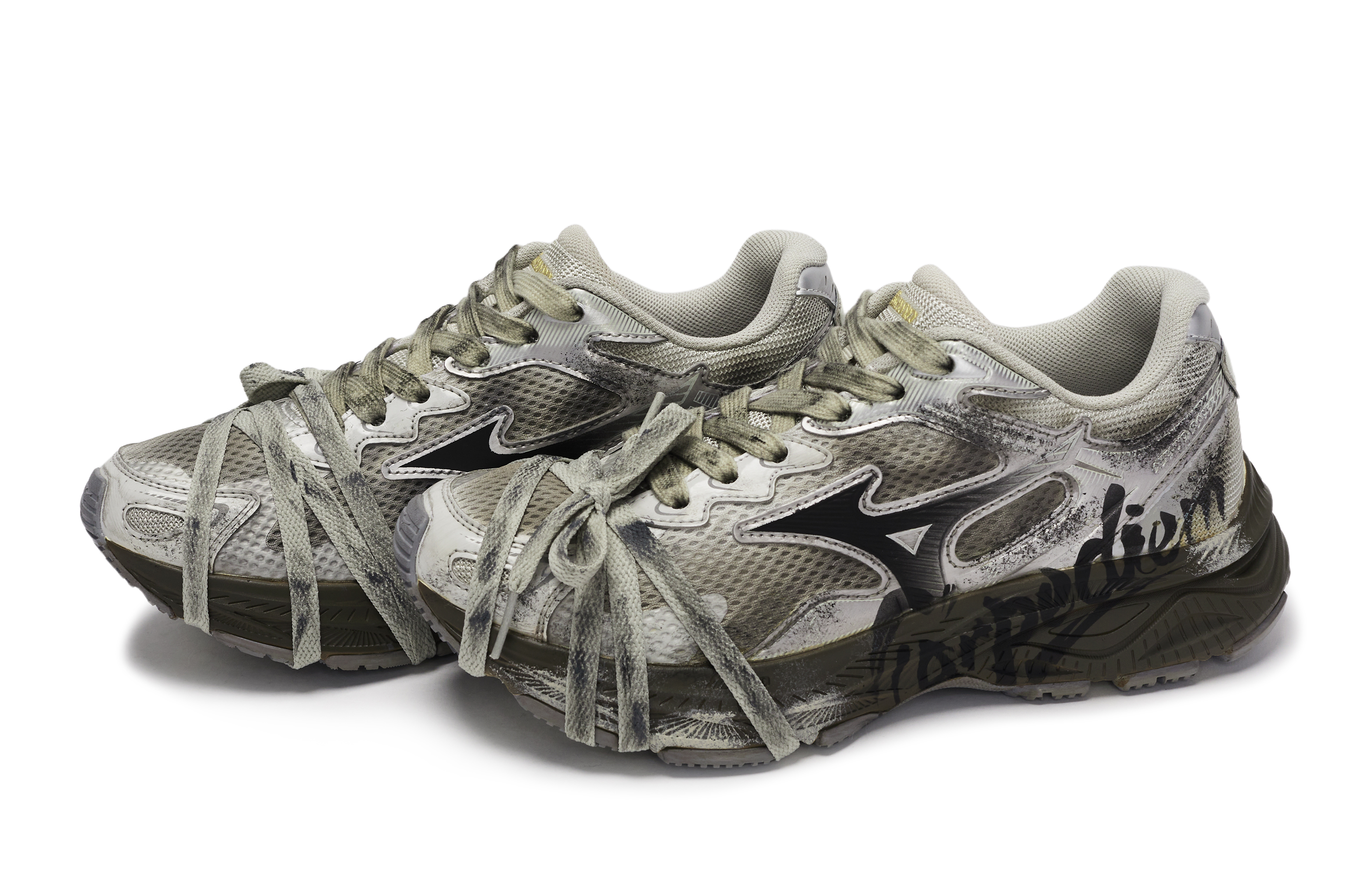 Mizuno Racer S Abrasion Resistant Abrasion Resistant Low top Running Shoes Unisex Black Brown