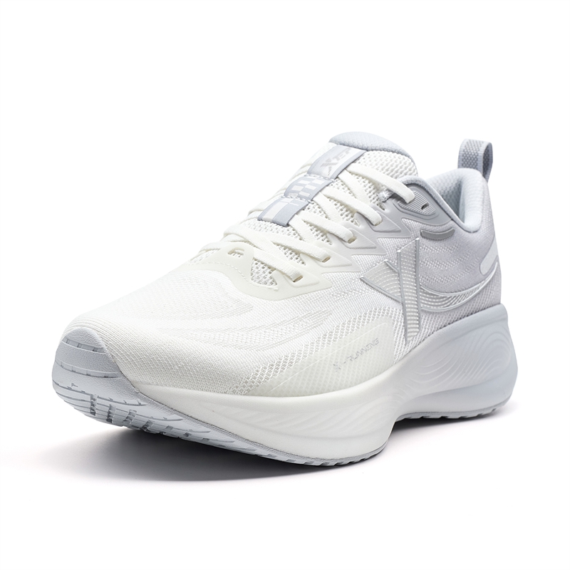 XTEP Chasing Clouds 2 Cushioning Rebound Low top Running Shoes Men’s White Gray