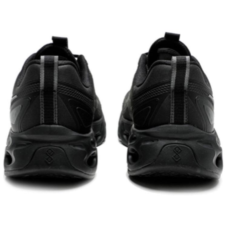XTEP Cushioning Abrasion Resistant Waterproof Low top Running Shoes Men’s Black