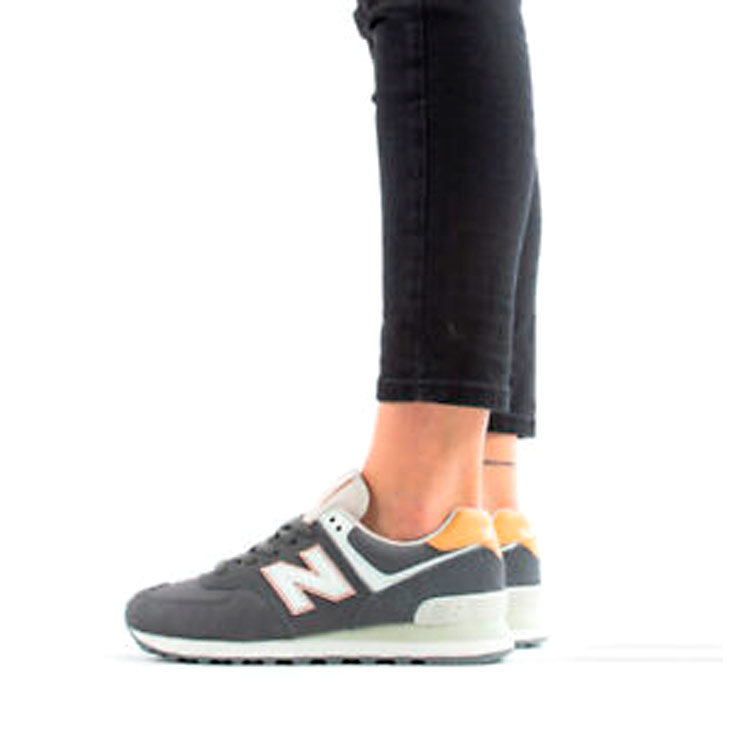 Женские кроссовки New Balance 574 (серо-розовые) — фото 7