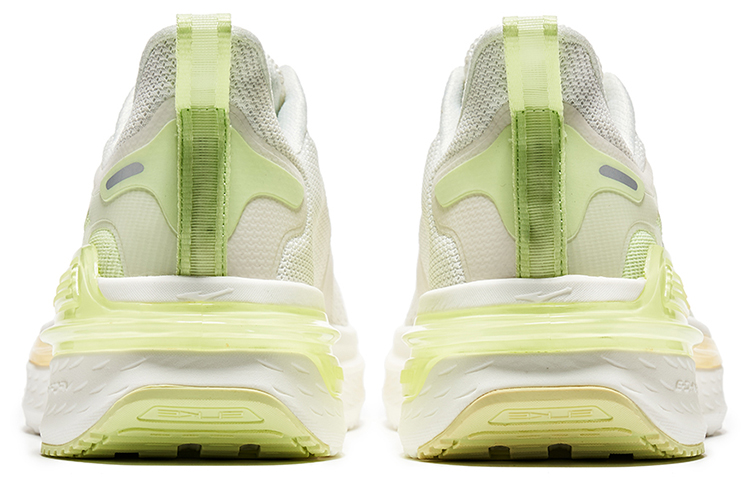 Erke Slip Resistant Abrasion Resistant Low top Running Shoes Men’s White Green