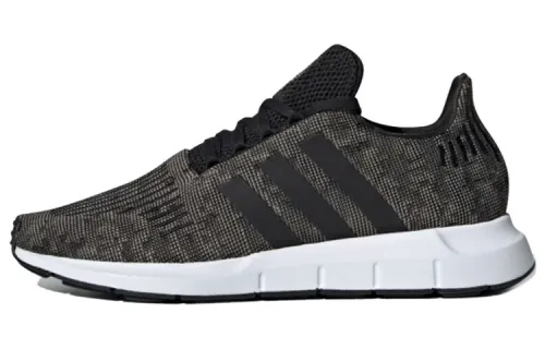 Adidas Swift Run 'Trace Cargo'