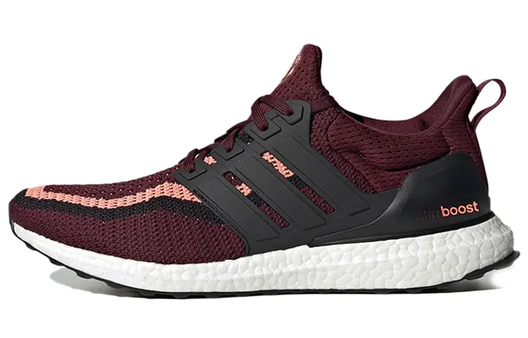 UltraBoost Manchester United x UltraBoost Adidas Dna 'Football Pack'